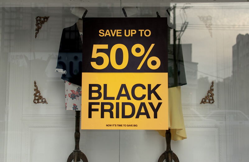 Abmahnung droht: Das ist beim Bewerben von Rabatten am Black Friday zu beachten